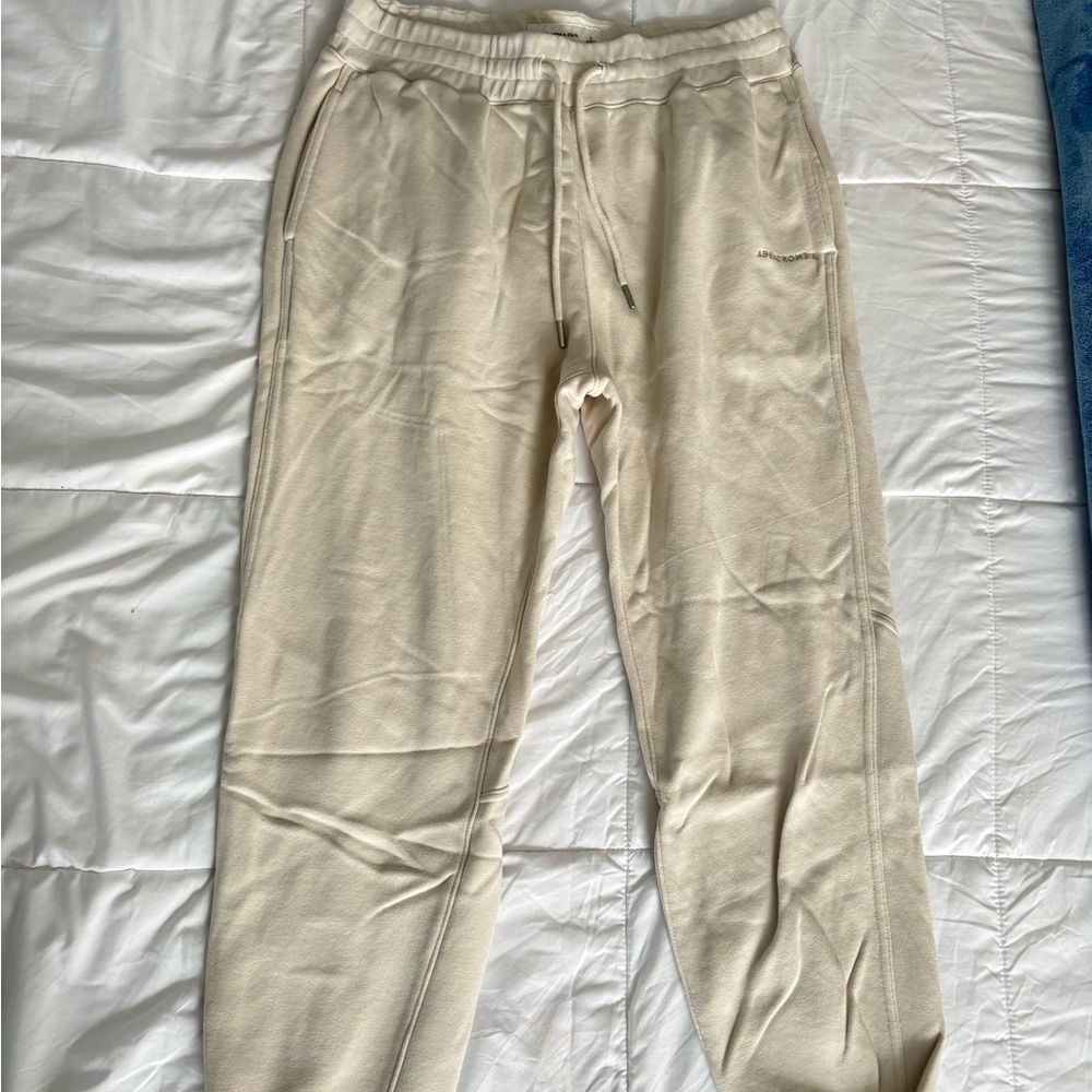 Abercrombie & Fitch Men's Cream Jogger Pants